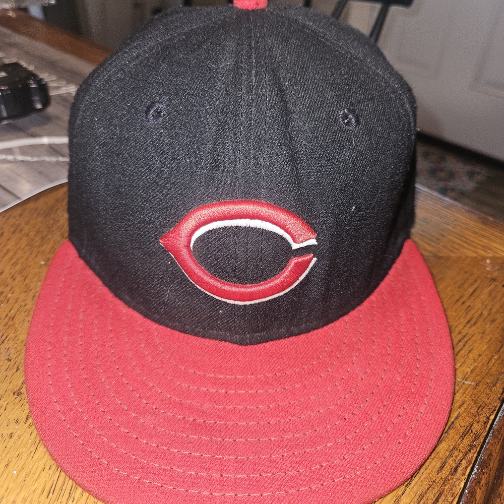 Authentic Cincinatti Reds Black and Red Baseball Cap 59Fifty